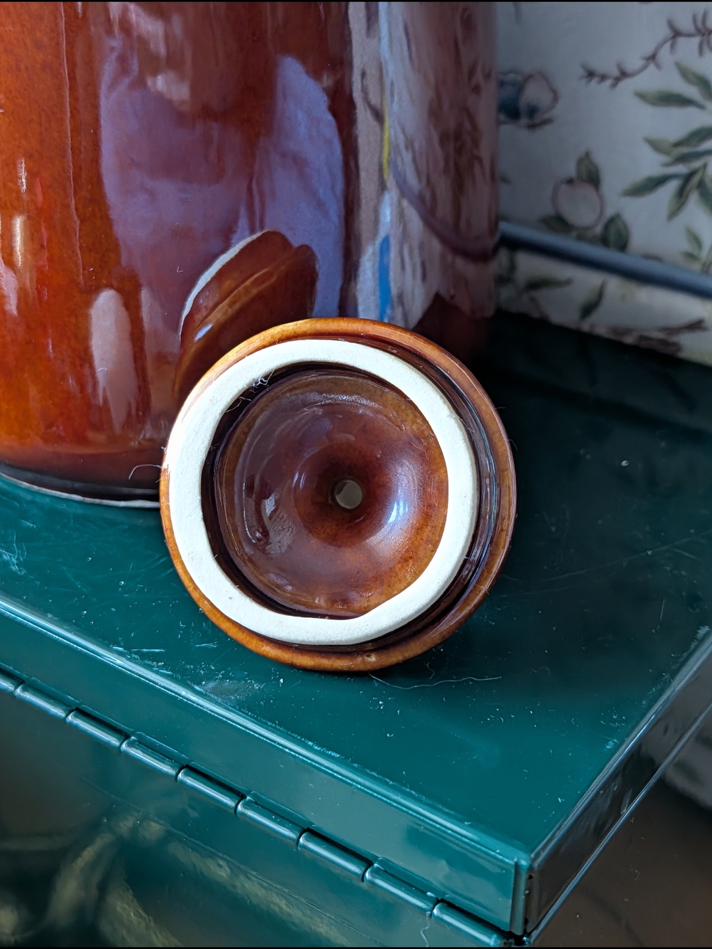 Vtg Hull Pitcher - Picture 5 of 9